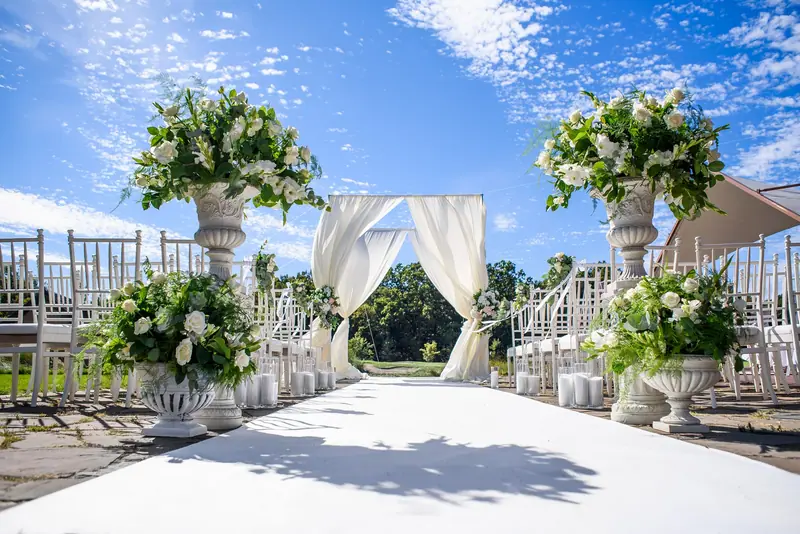 funny ways to walk down the aisle